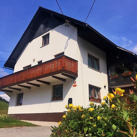 Homestay J&M Bled Bagian luar foto
